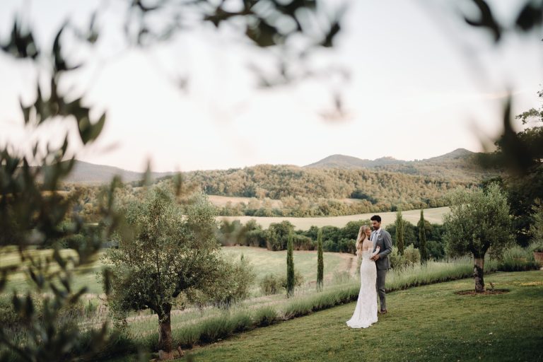 DESTINATION-WEDDING-IN-TUSCANY-768x512